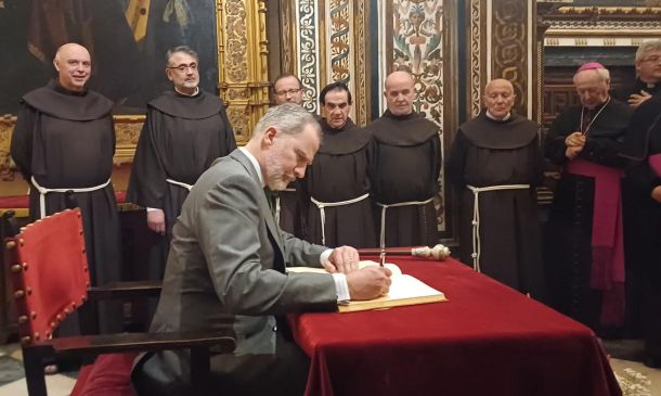Los Reyes de España visitan Guadalupe