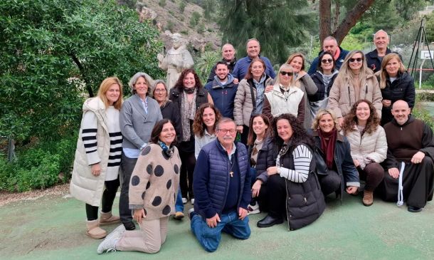 Día de retiro de catequistas y grupo de fe adultos Cartagena