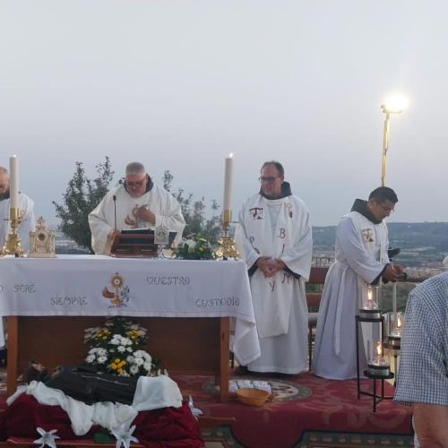 La Luz de Clara Brilló en la noche Veleña