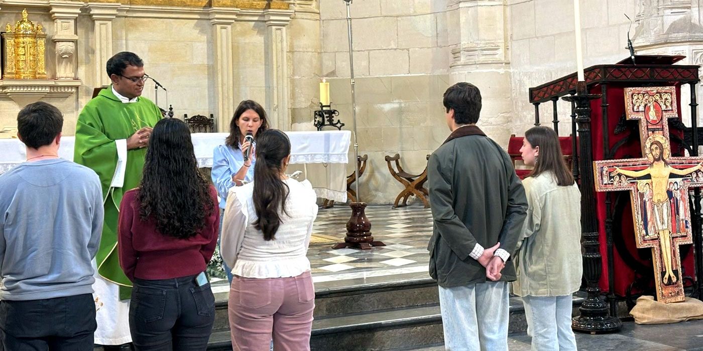 San Juan de los Reyes celebra el DOMUND 2026 con el envío de sus catequistas