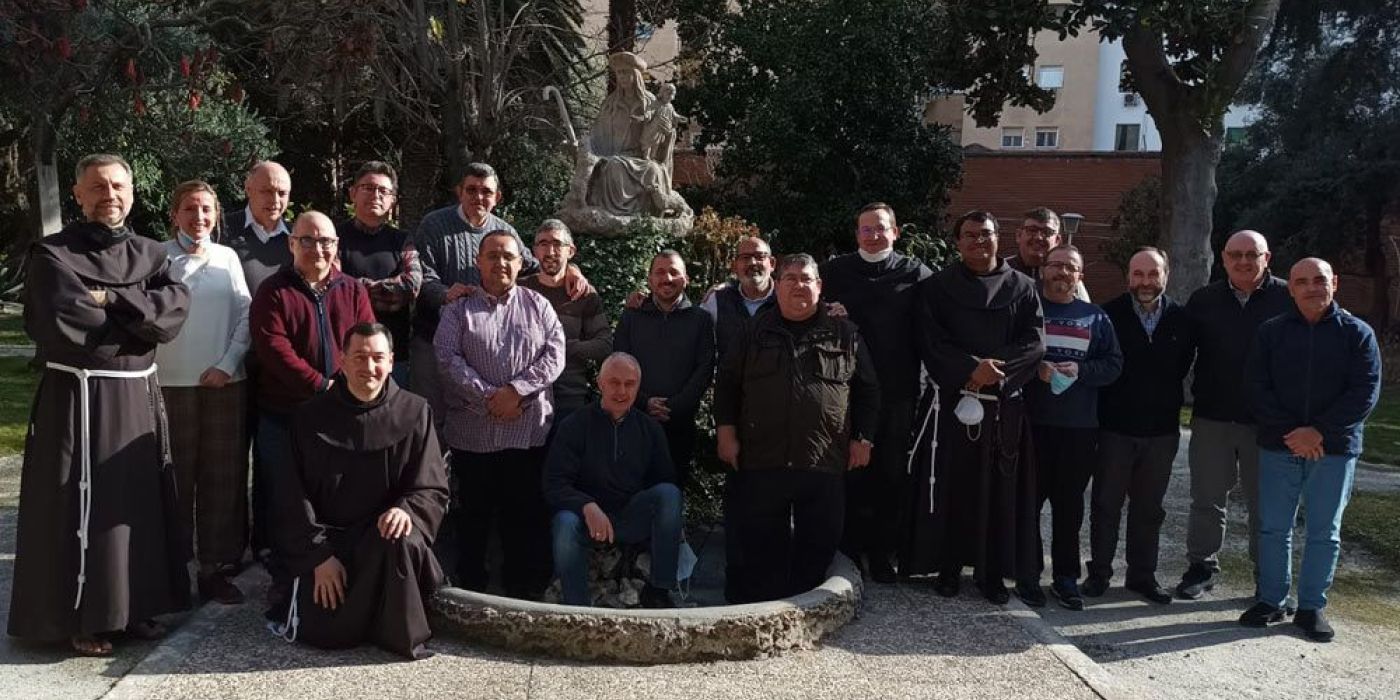 Encuentro de los hermanos de menos de 55 años