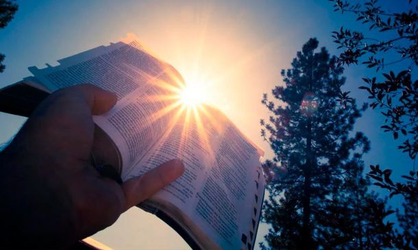 6  Un Capítulo para la Vida  - ¡Yo soy la Luz!