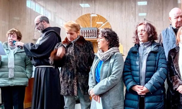 Asamblea parroquial en el Cristo de la paz (Madrid)